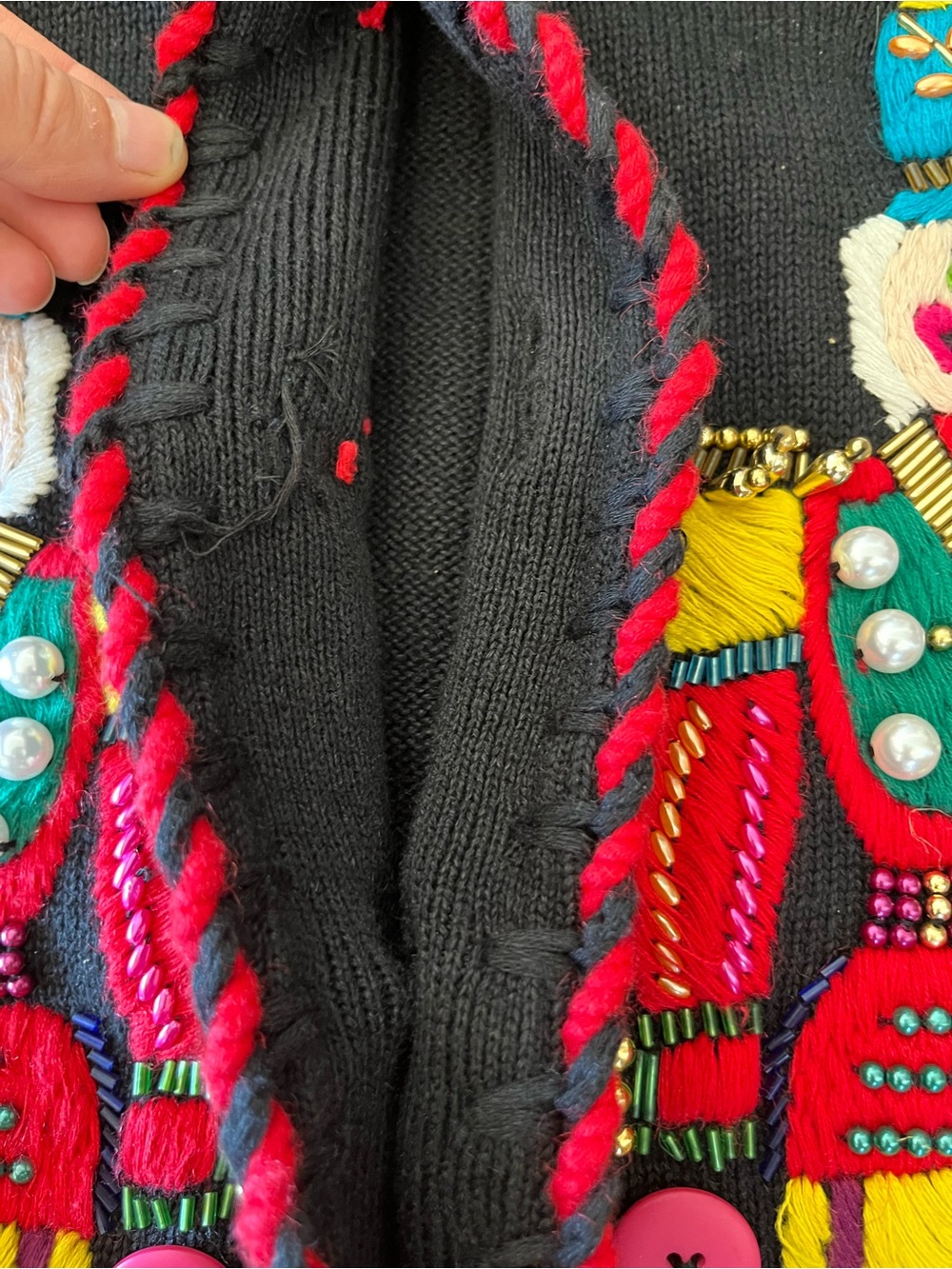 Vintage Michael Simon beaded Christmas nutcracker black cardigan - Picture 7 of 8